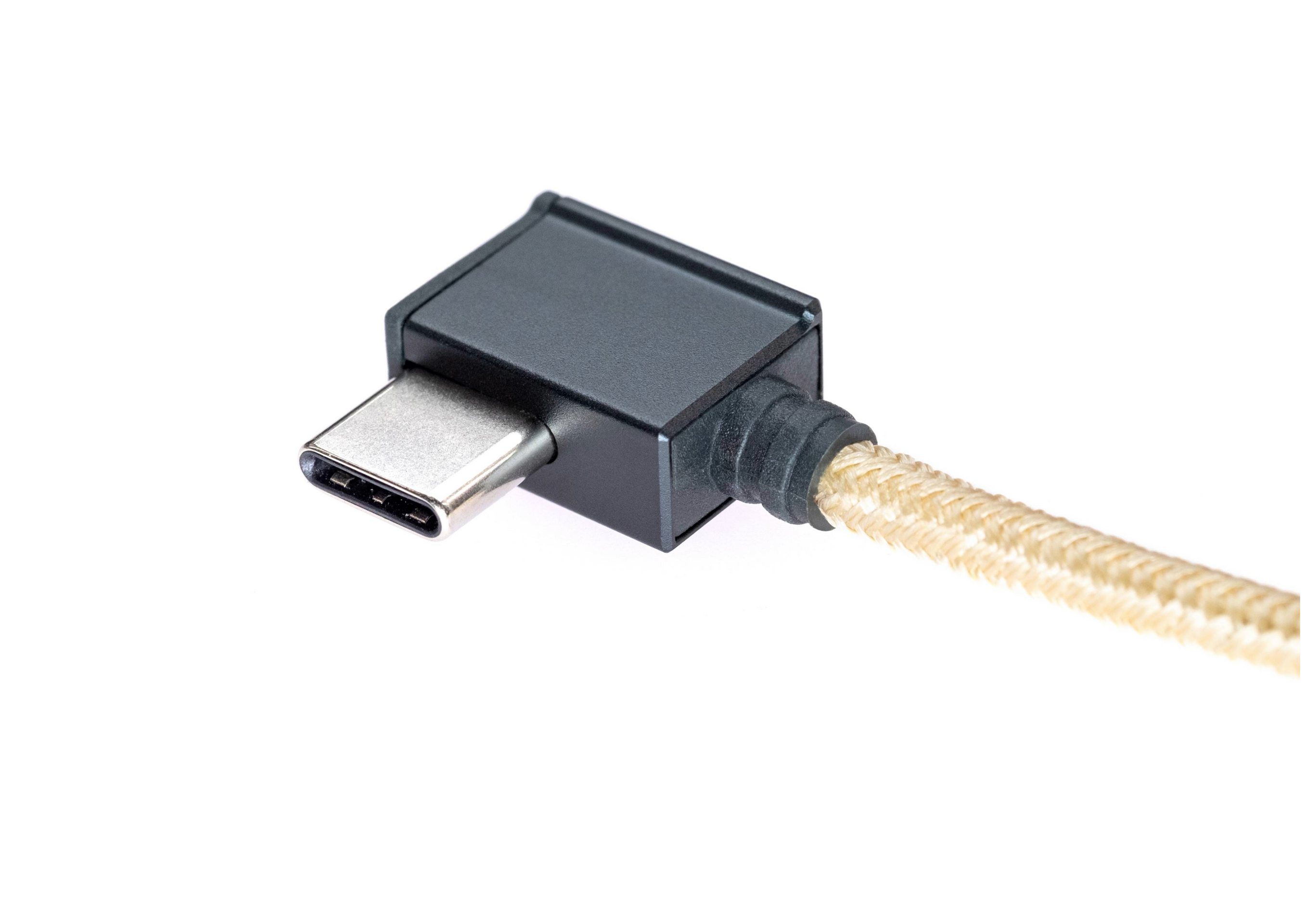 iFi Audio Cable USB-C a USB-C 90° OTG – Cable de datos – Conexión compacta y fiable